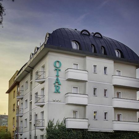 Hotel Otar براغ المظهر الخارجي الصورة