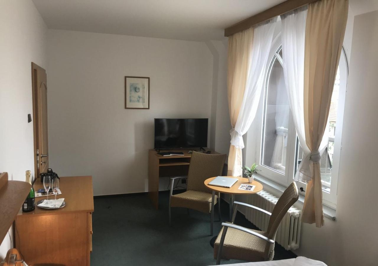 Hotel Otar براغ المظهر الخارجي الصورة